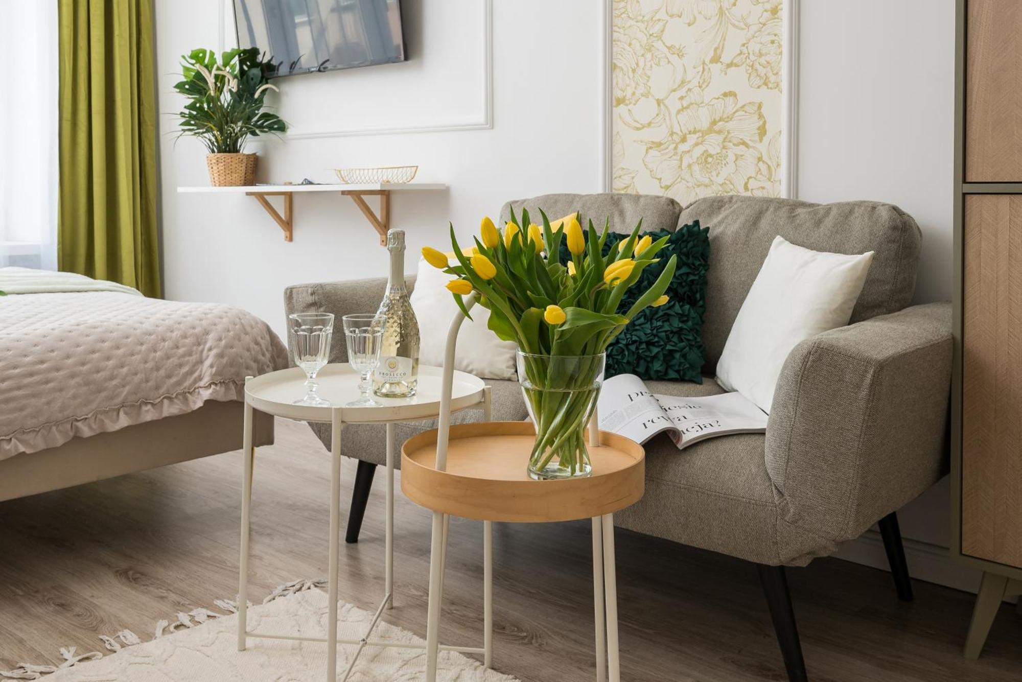 Green Oasis Charming Loft In A Historic Warsaw Tenement House 900 M From Central Station Eksteriør billede