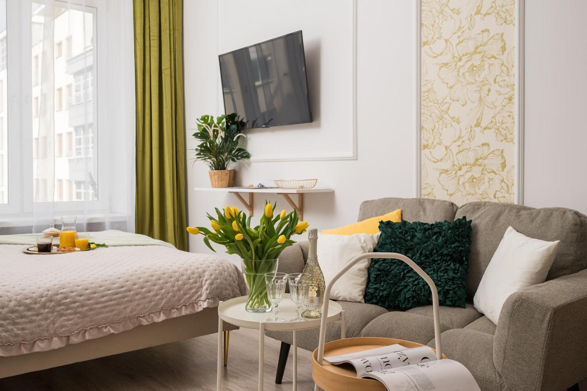 Green Oasis Charming Loft In A Historic Warsaw Tenement House 900 M From Central Station Eksteriør billede